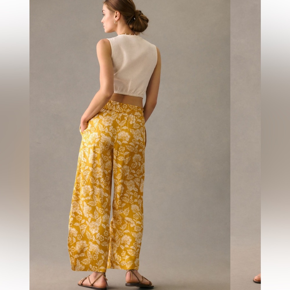 Anthropologie Gold Floral Wide Leg Pants 
Size XS - Picture 2 of 6